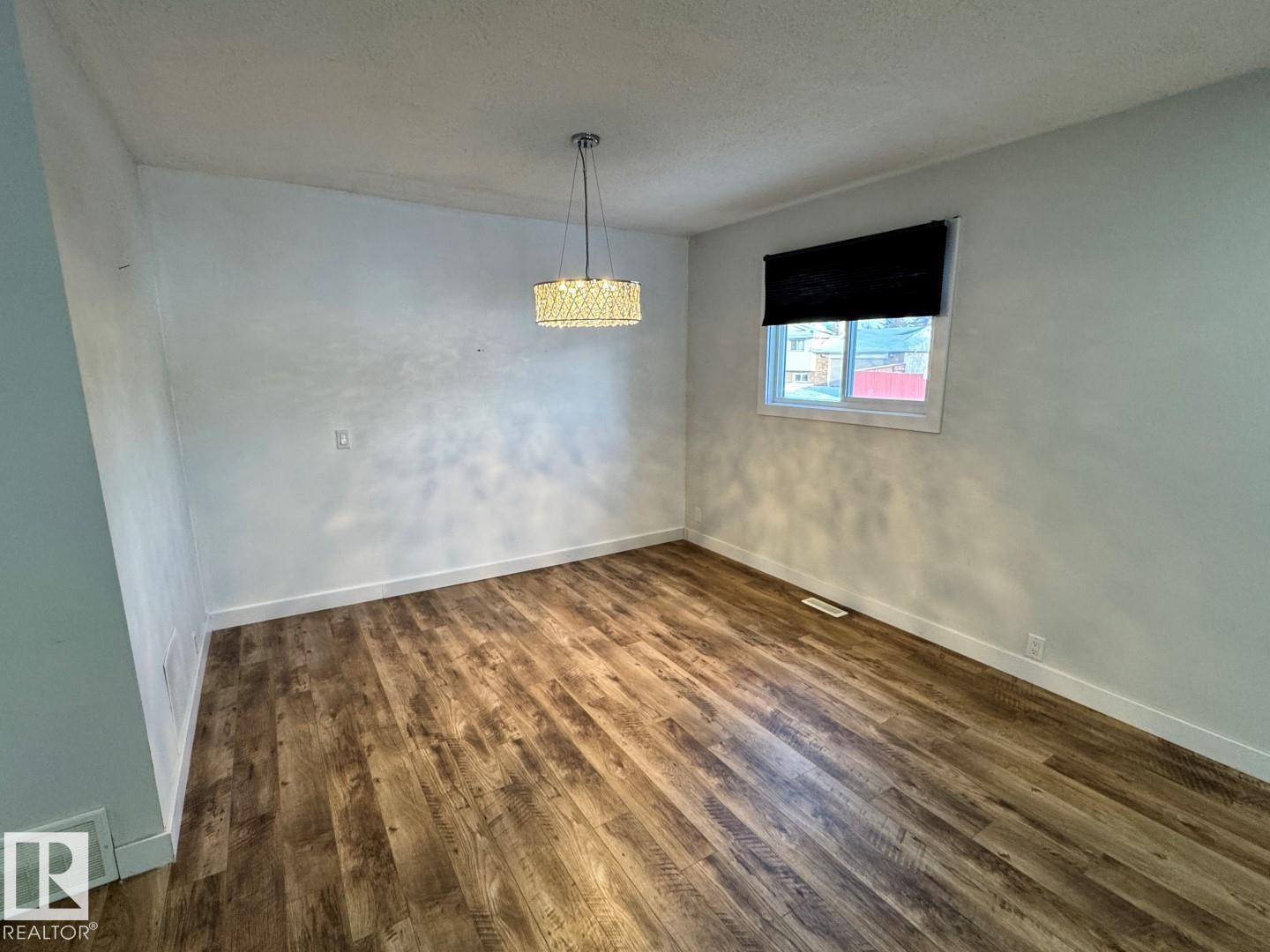 18404 66 AV NW - Image 3