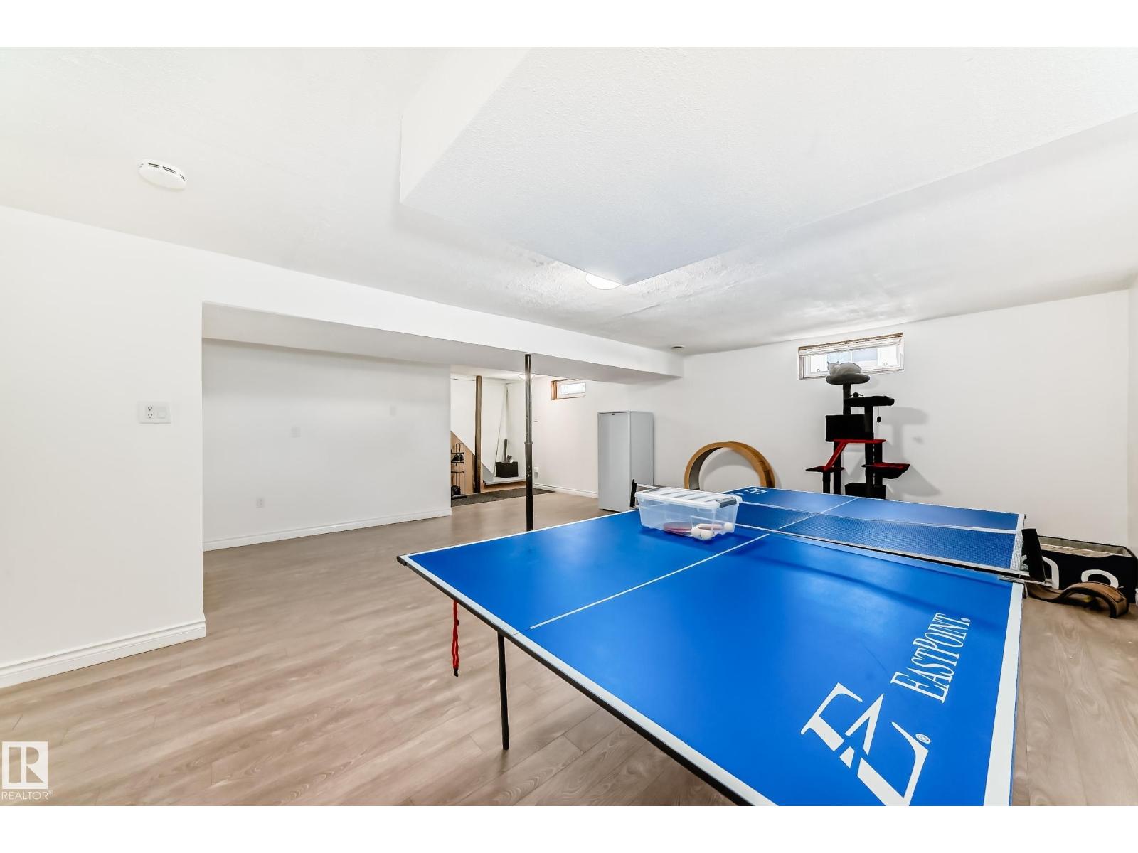 11323 162 AV NW - 30