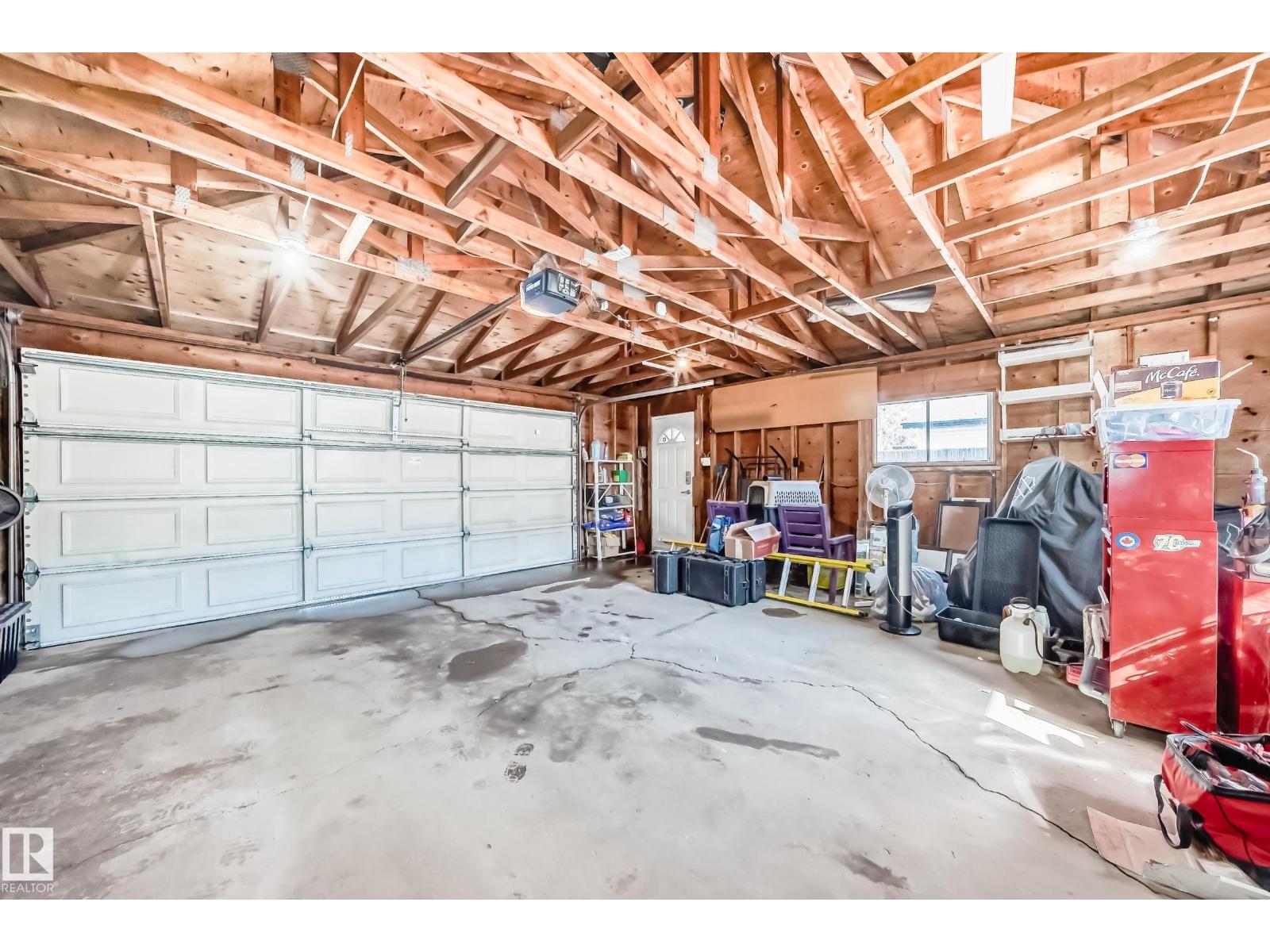 11323 162 AV NW - 37