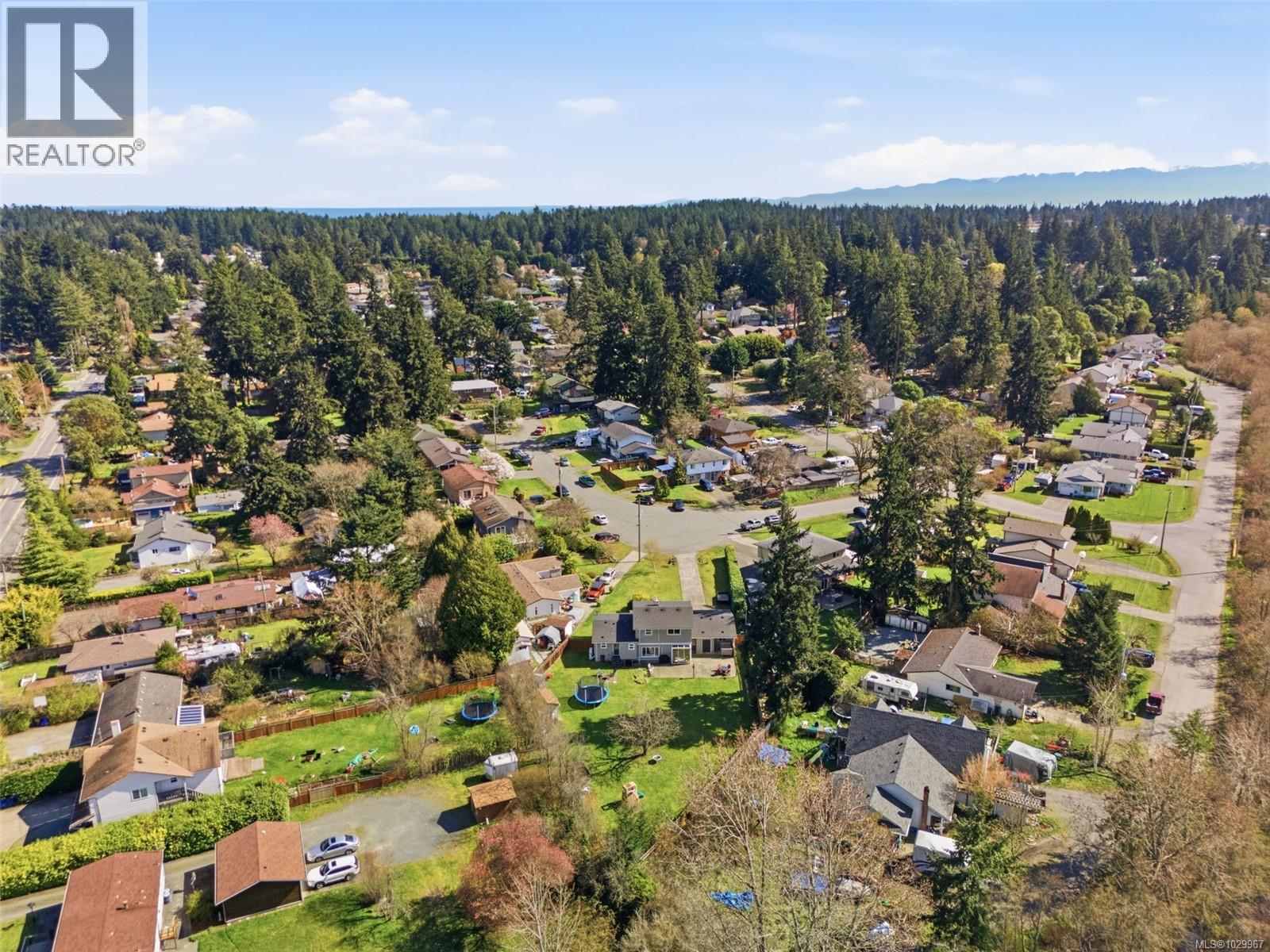 728 Heaslip Pl, Colwood