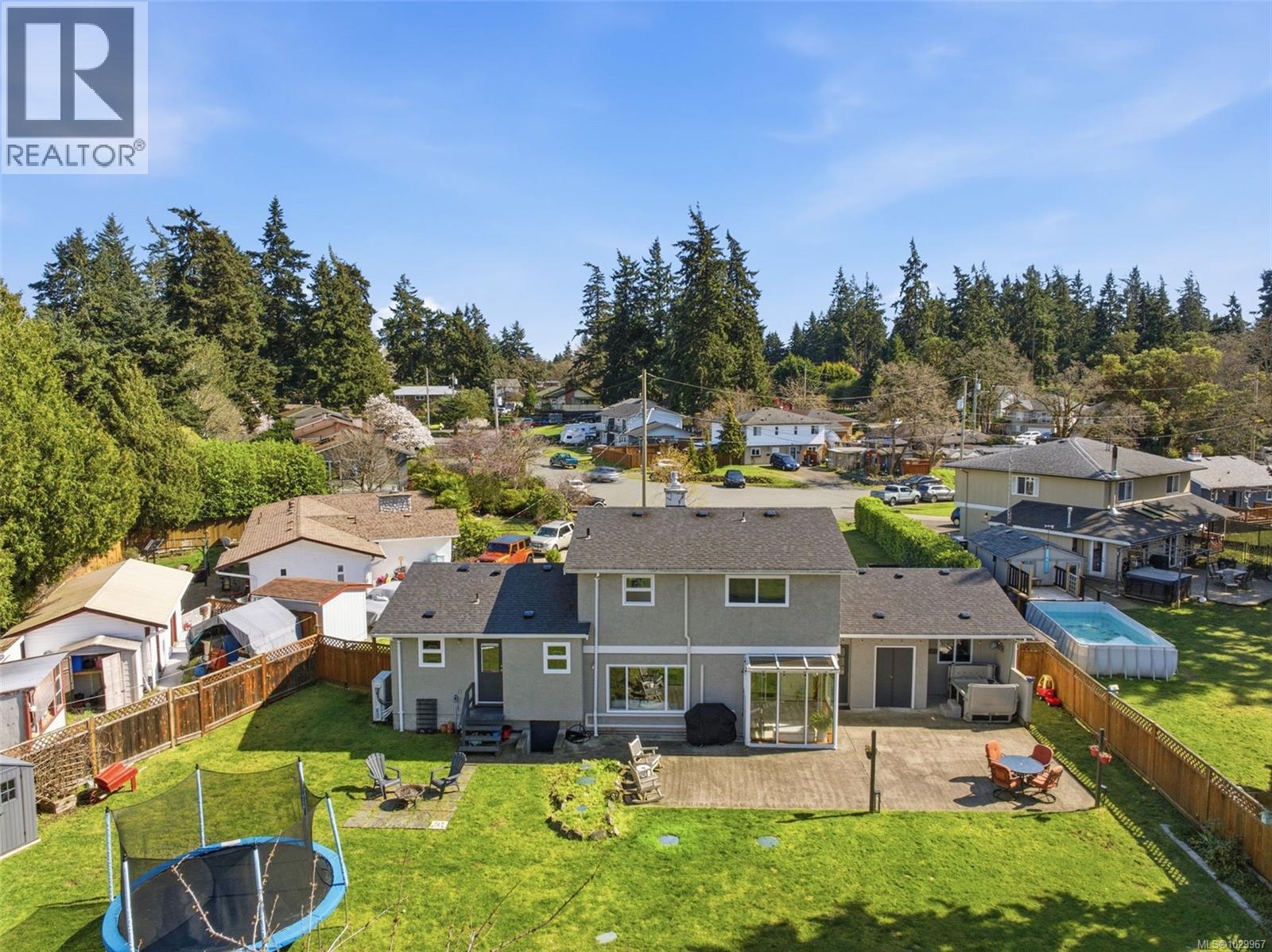 728 Heaslip Pl, Colwood