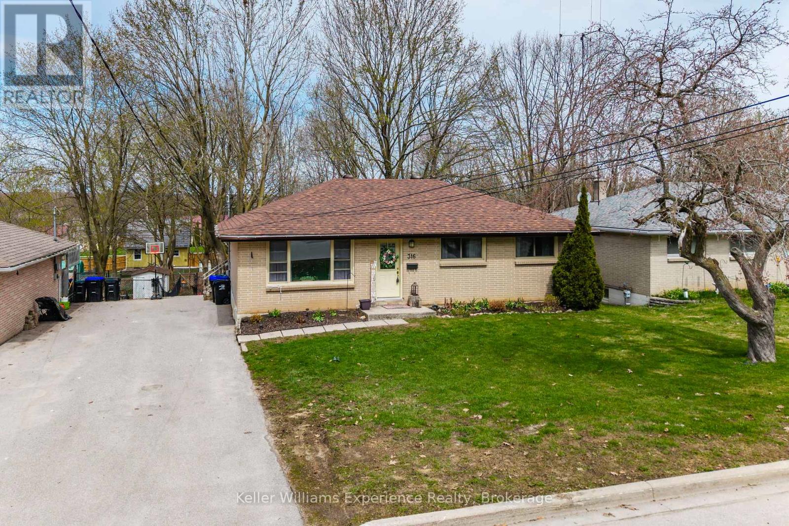 316 HANLY STREET - Image 3