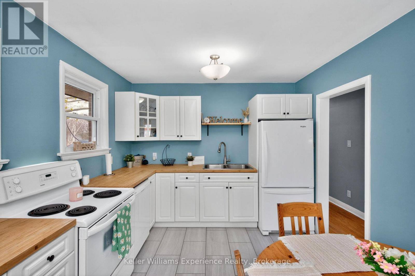 316 HANLY STREET - 6