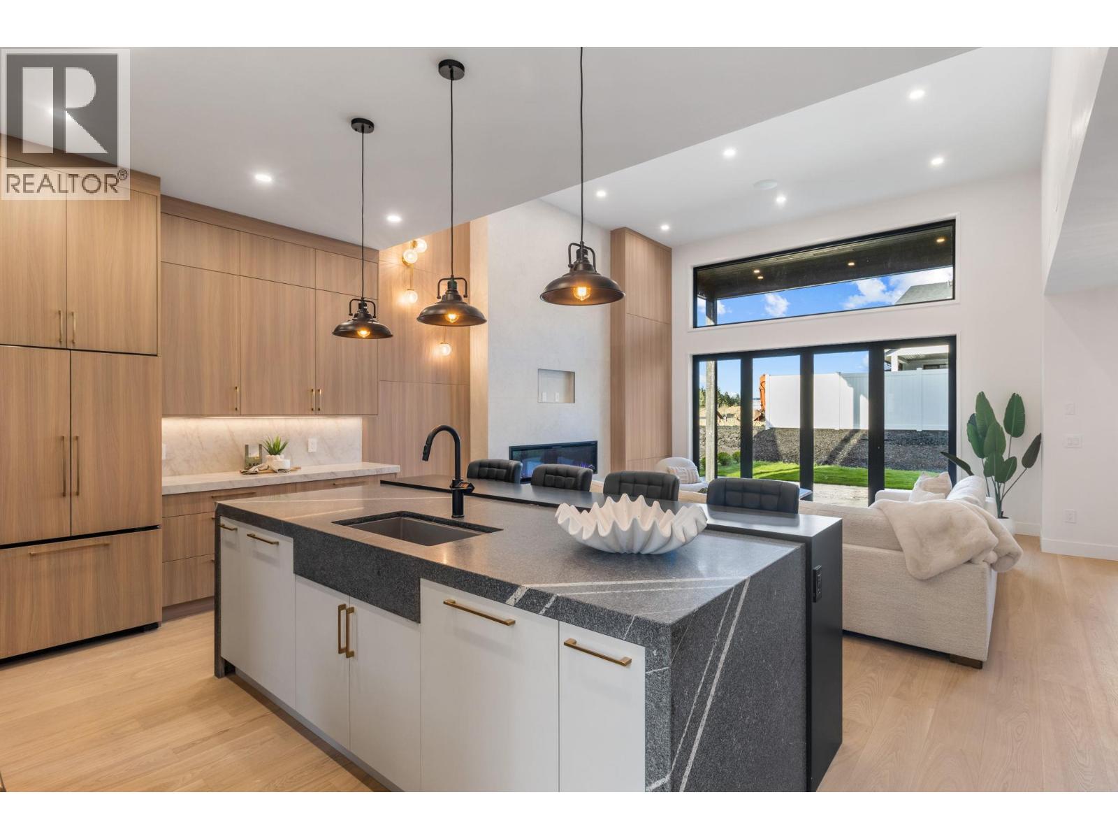  3079 Eagle Bluff Drive, West Kelowna