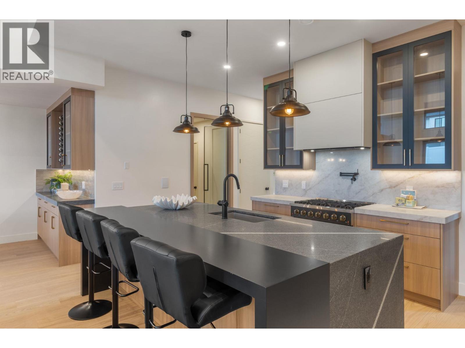  3079 Eagle Bluff Drive, West Kelowna