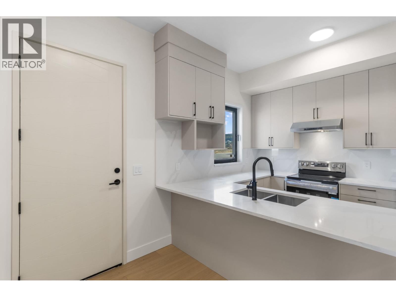  3079 Eagle Bluff Drive, West Kelowna
