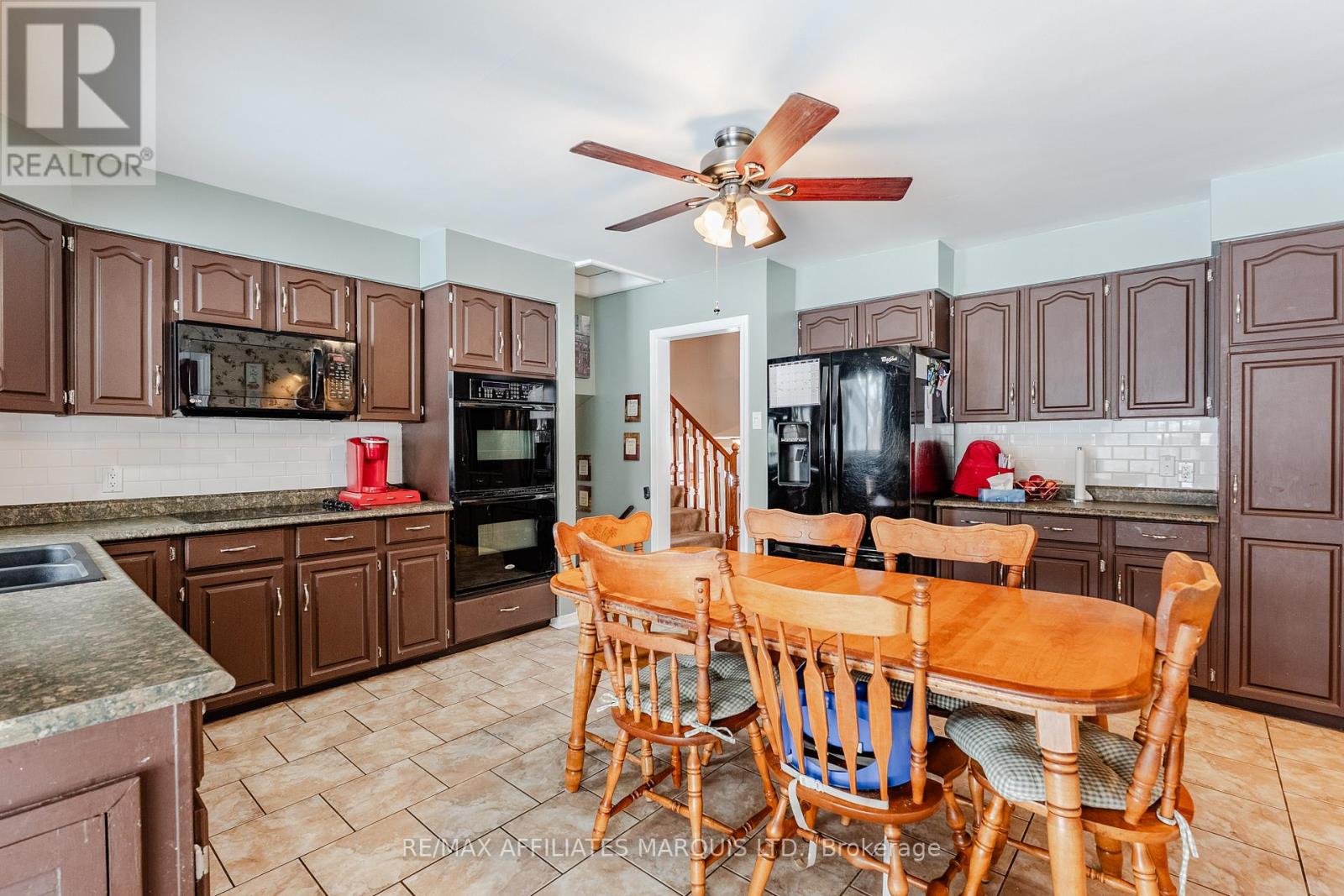 219 PESCOD AVENUE - 10