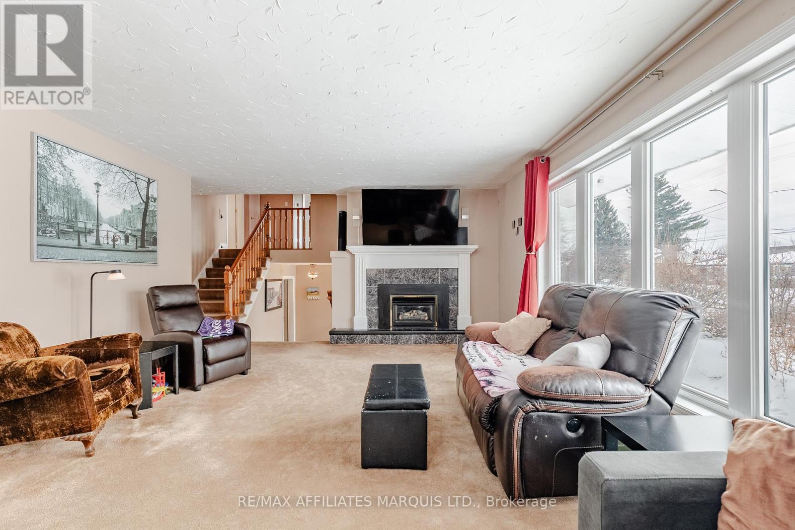 219 PESCOD AVENUE - 7