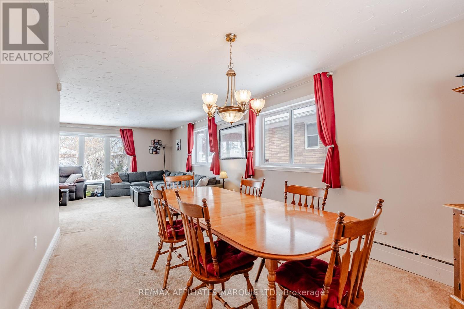 219 PESCOD AVENUE - 8
