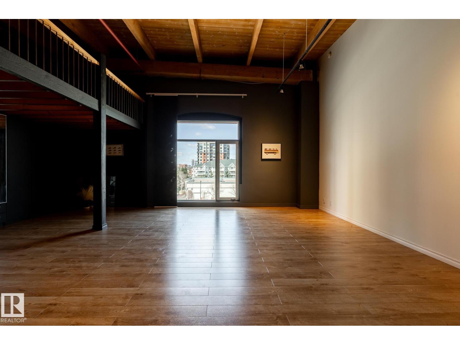 #407 10301 109 ST NW, Edmonton