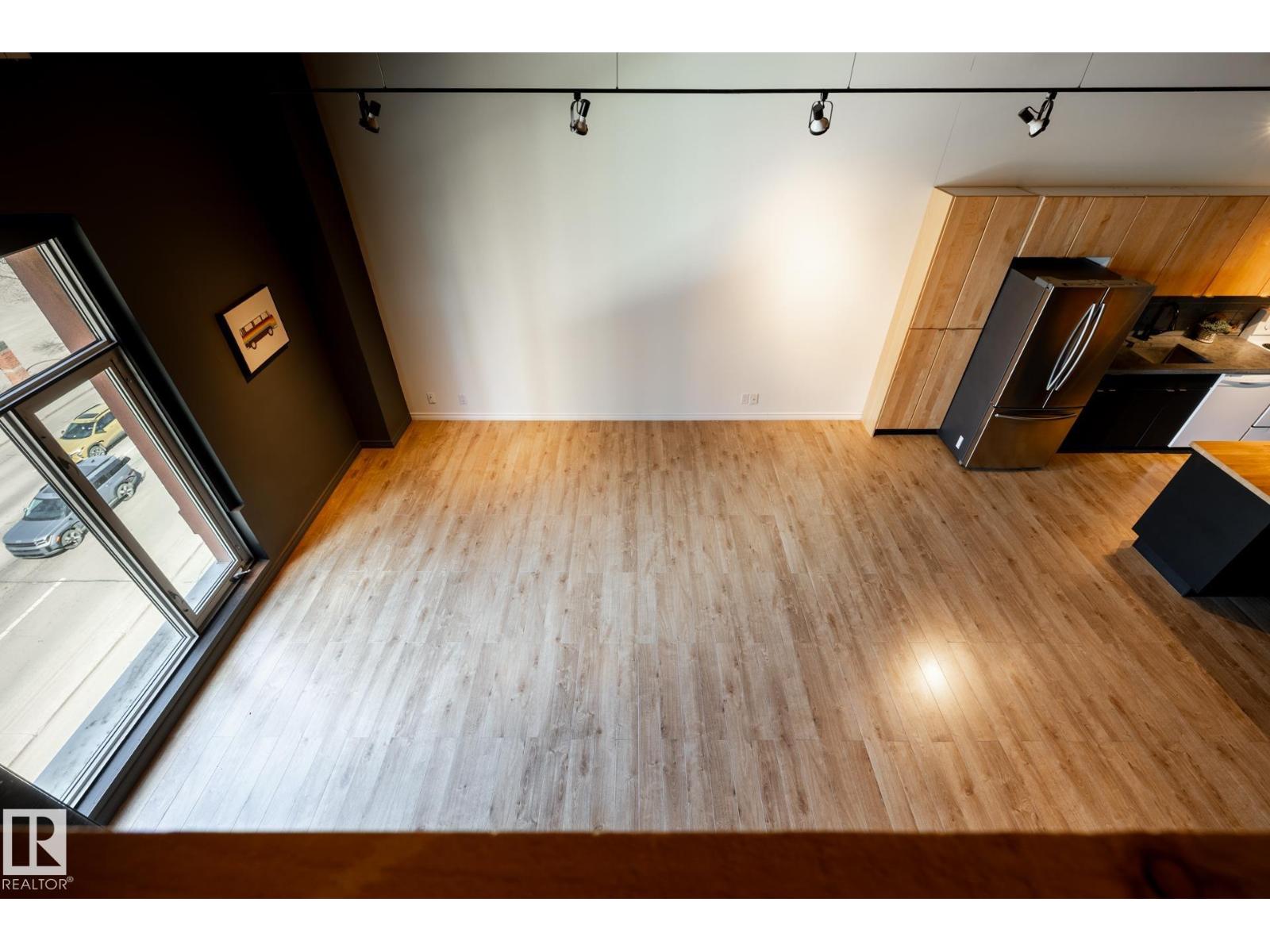 #407 10301 109 ST NW, Edmonton