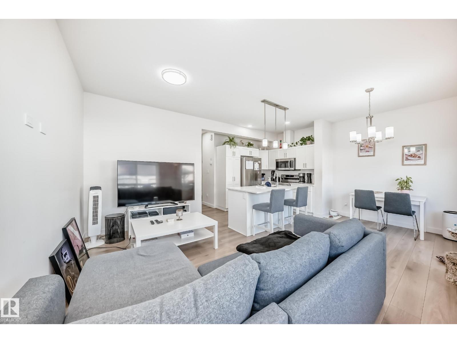 #19 740 DANIELS WY SW, Edmonton