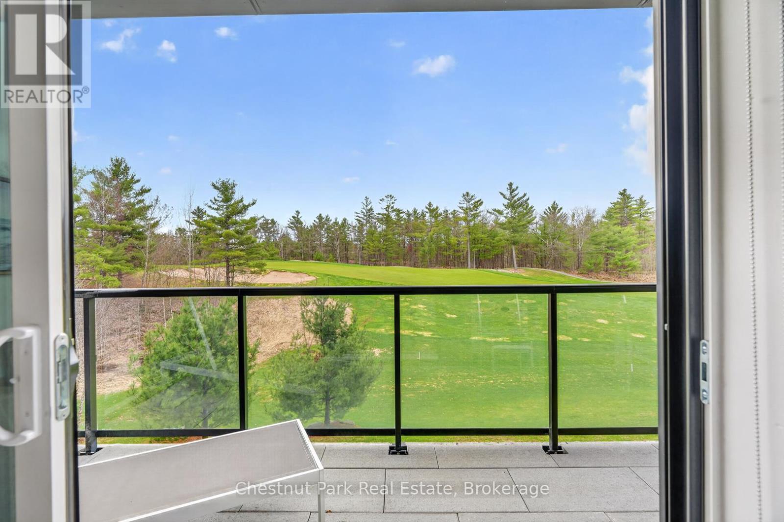 #210 120 CARRICK TRAIL - 24