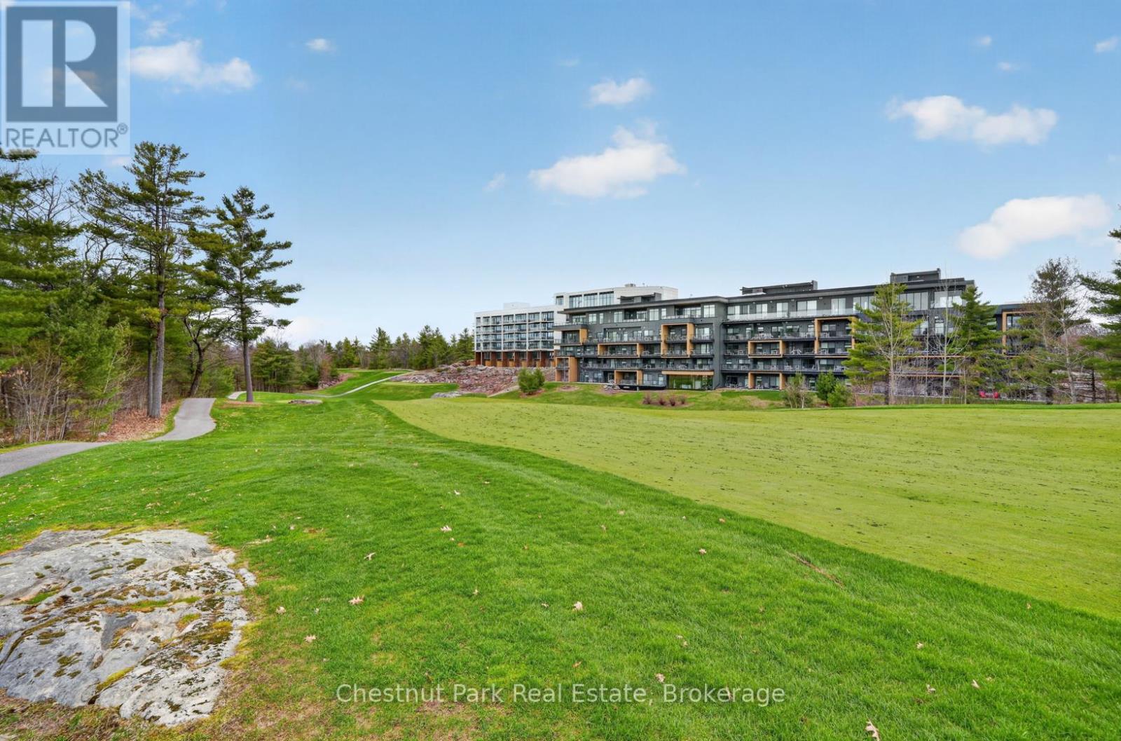 #210 120 CARRICK TRAIL - 35