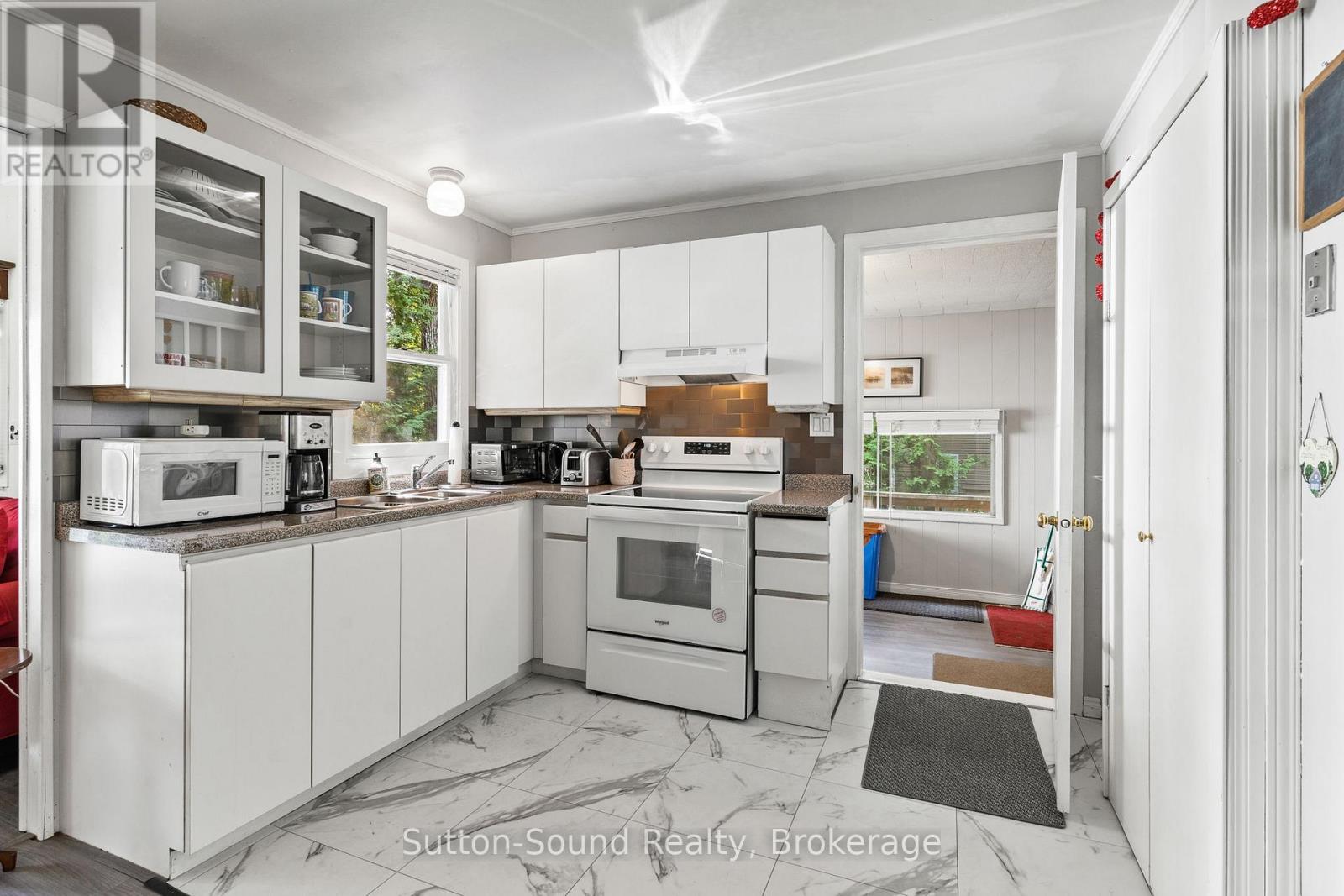 606 MALLORY BEACH ROAD - 10