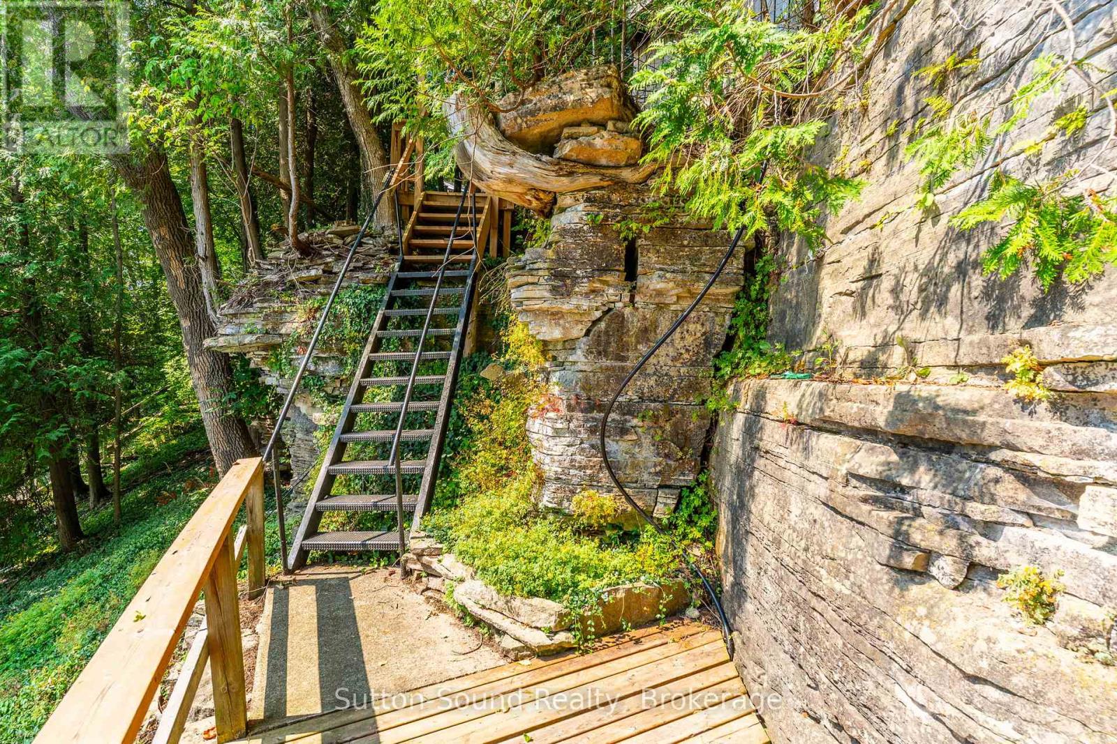 606 MALLORY BEACH ROAD - 36