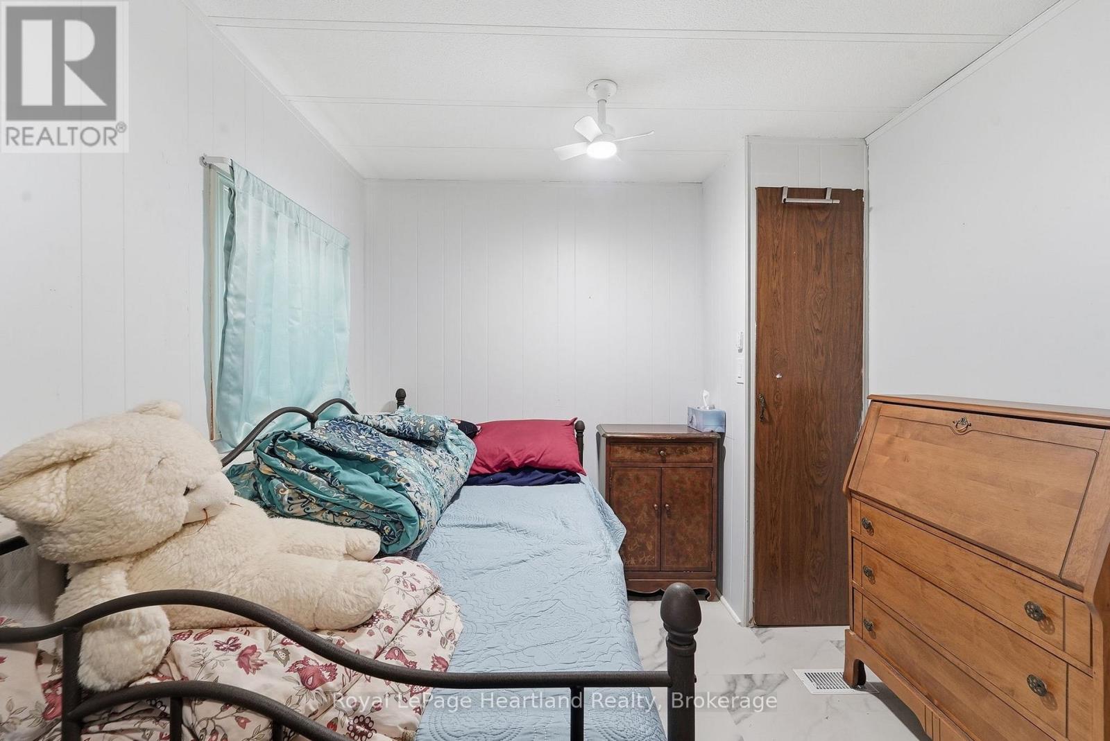 5 TRAILER PARK ROAD - 10