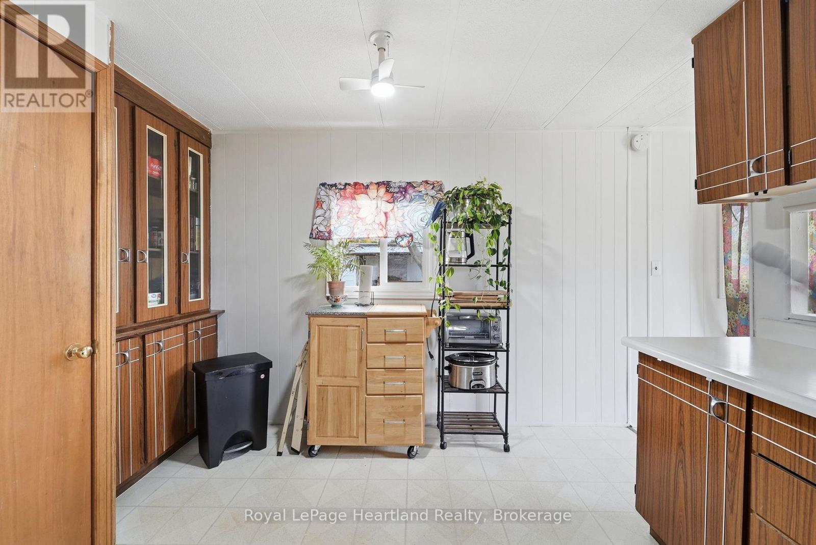 5 TRAILER PARK ROAD - 14