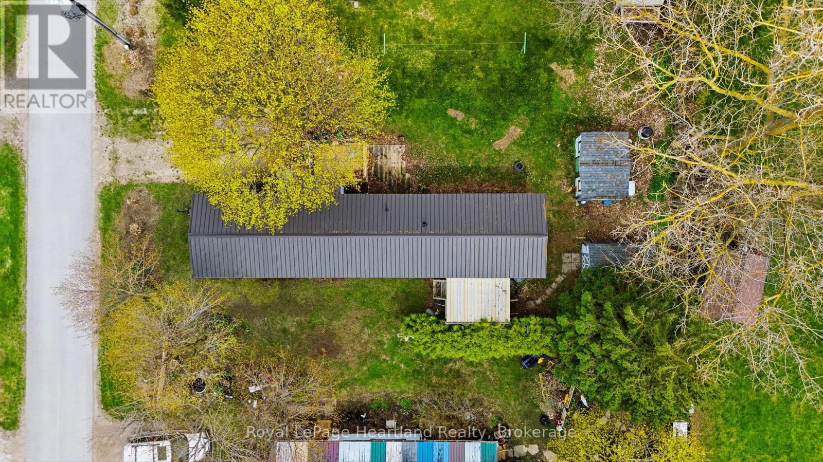 5 TRAILER PARK ROAD - 25