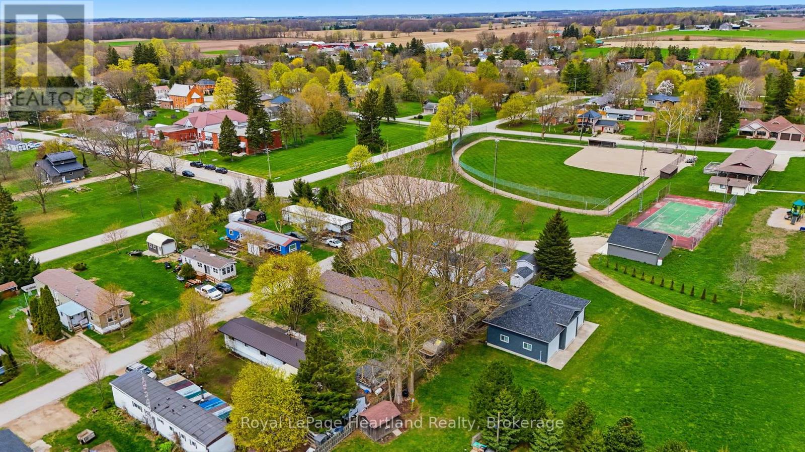 5 TRAILER PARK ROAD - 26