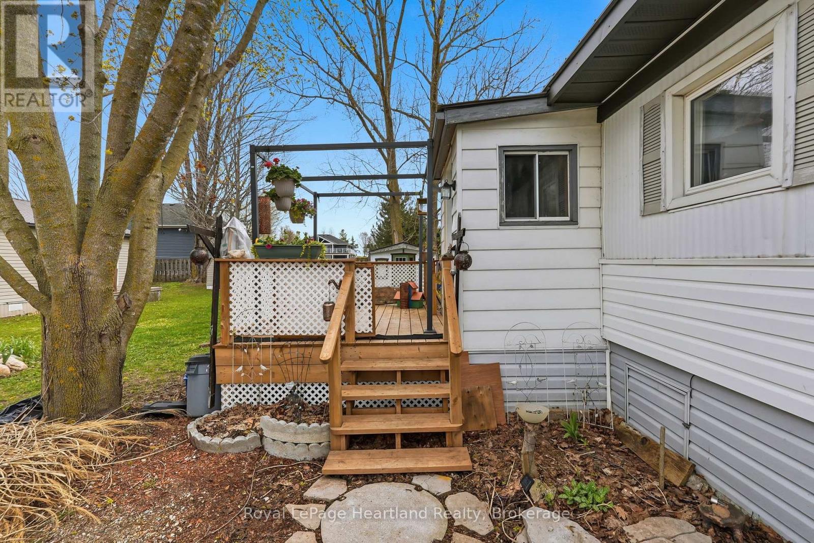 5 TRAILER PARK ROAD - 4