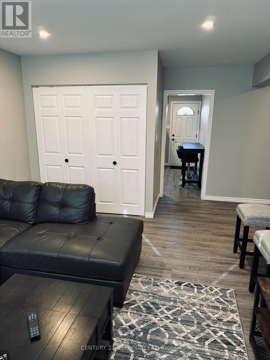 580 DIGBY AVENUE - 9