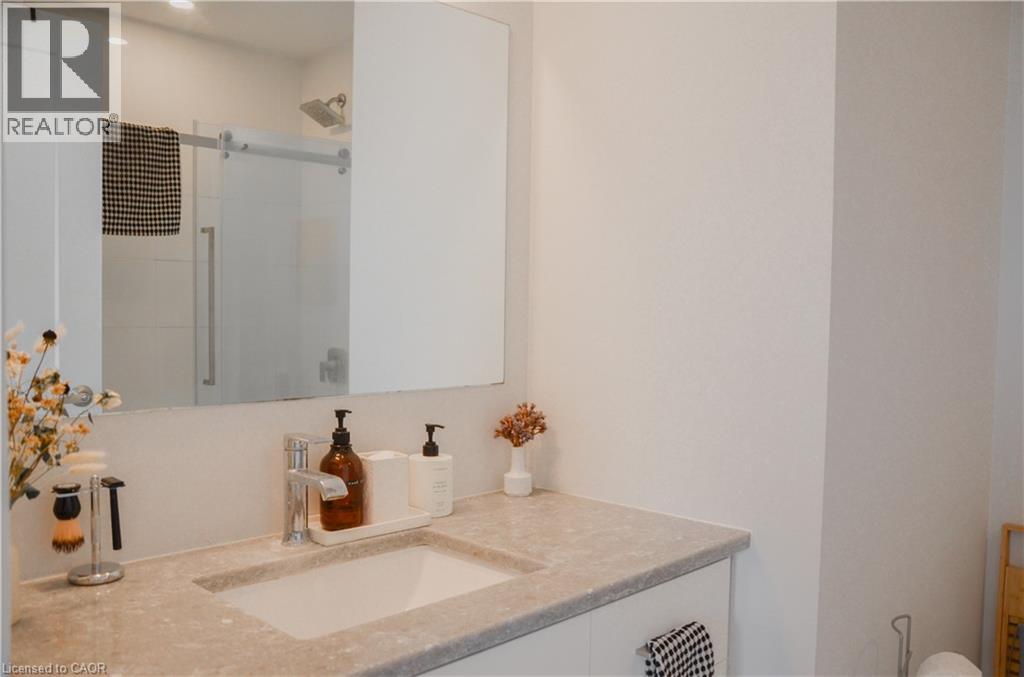 104 GARMENT Street Unit# 2103, Kitchener, Ontario, N2G0C8 — Photo 11