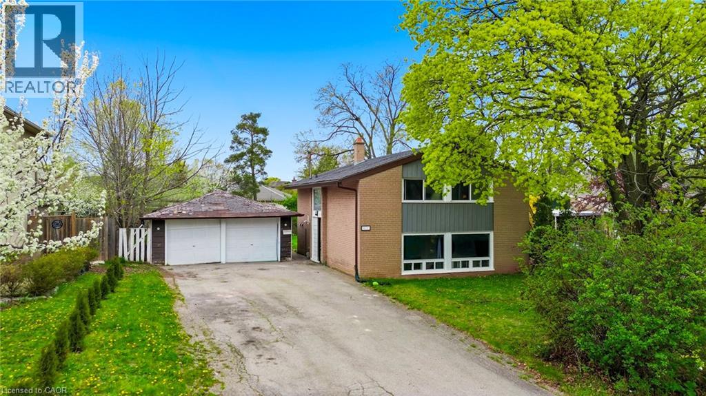 471 SEABOURNE Drive, Oakville, Ontario, L6L4E9 — Photo 9