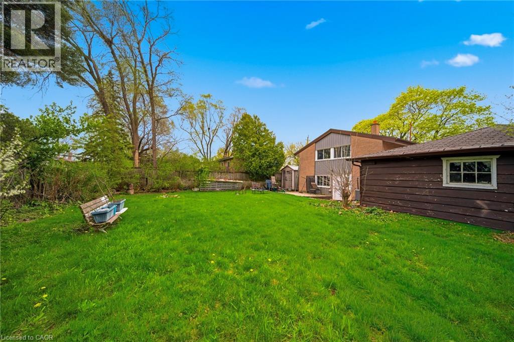 471 SEABOURNE Drive, Oakville, Ontario, L6L4E9 — Photo 4