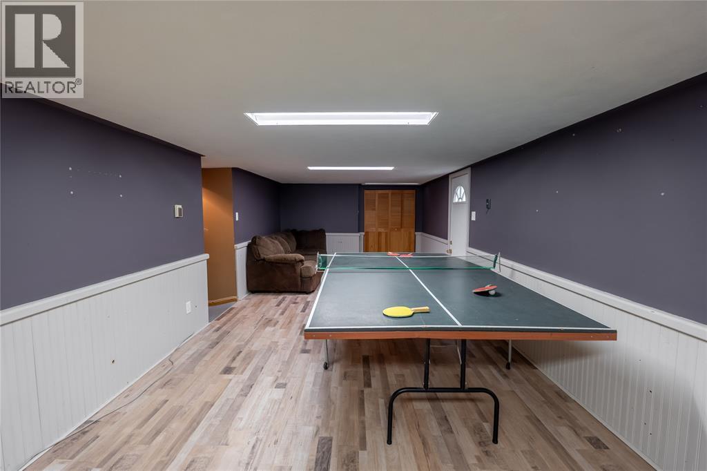 1736 DUFFERIN AVENUE, Wallaceburg, Ontario, N8A2X4 — Photo 8