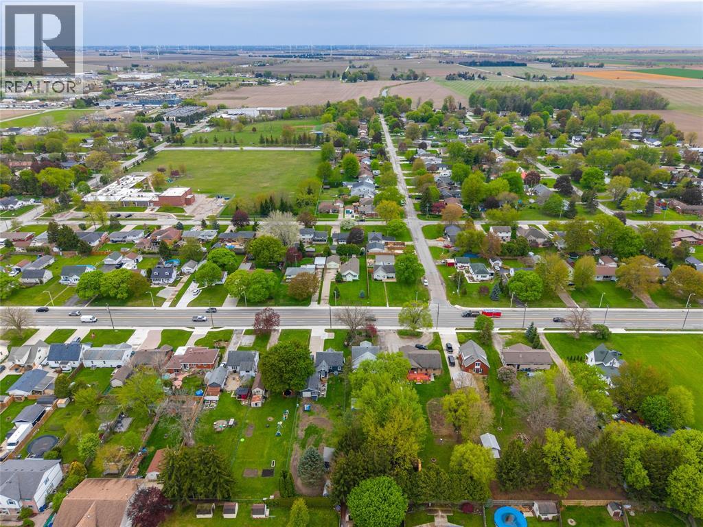 1736 DUFFERIN AVENUE, Wallaceburg, Ontario, N8A2X4 — Photo 5