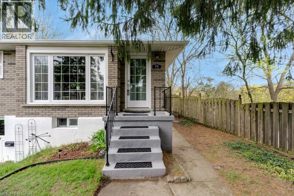 23 EDWARD Street, Cambridge, Ontario, N3C1J8 — Photo 2