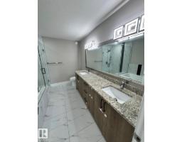 8729 Mayday Ln Sw, Edmonton, AB T6X2L3 Photo 15