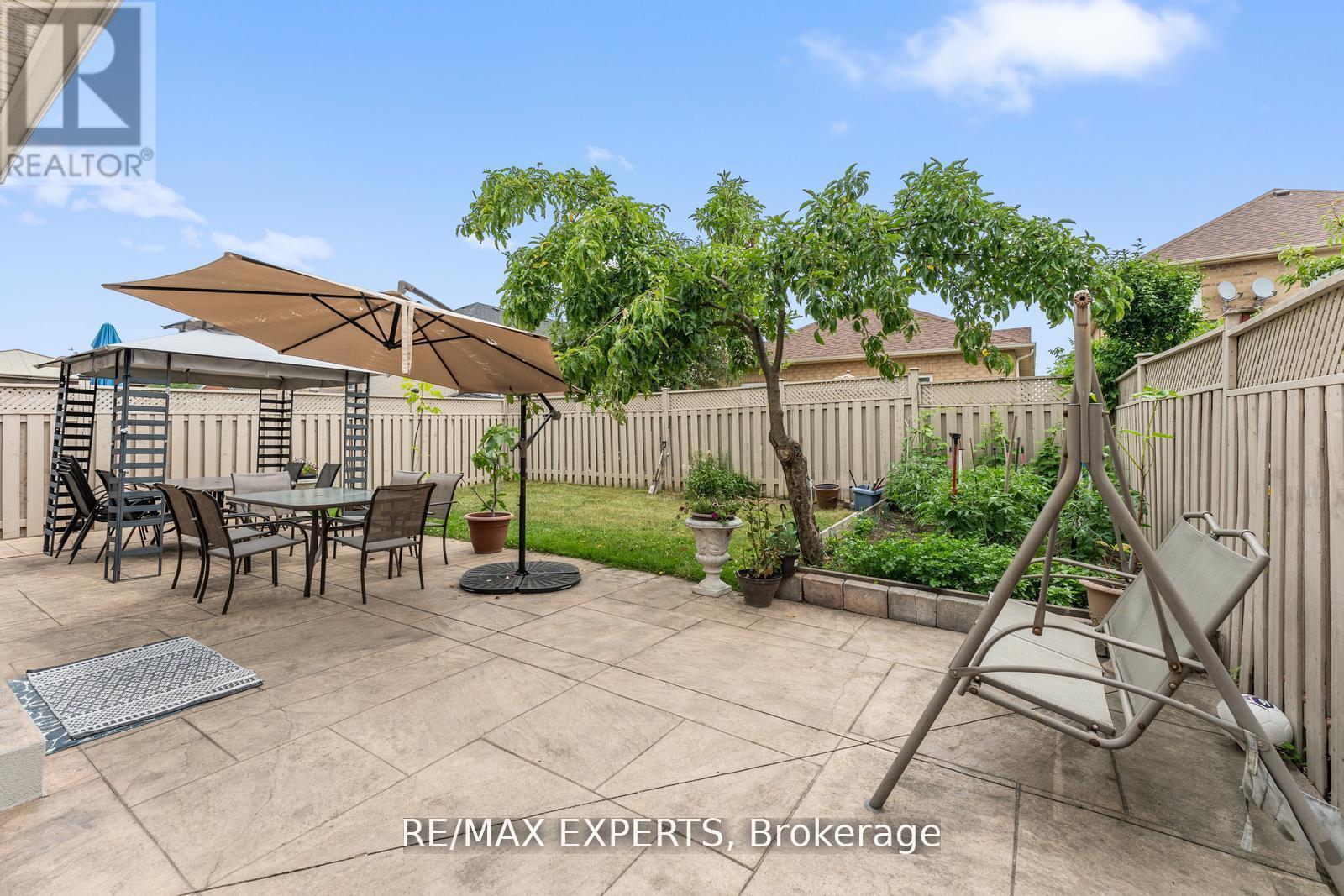 19 MAXIMILLIAN STREET - 21
