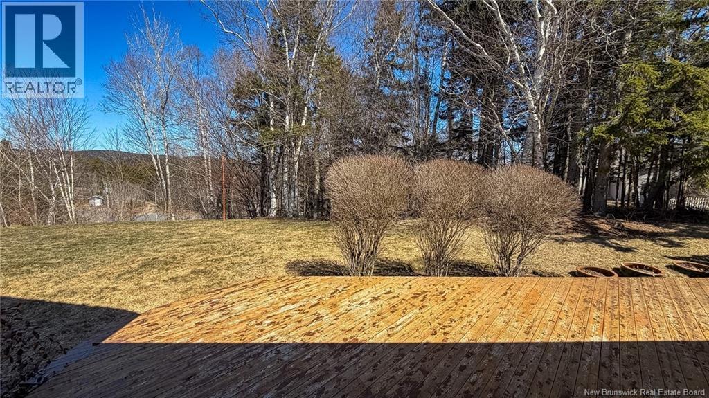 6 Baycrest Drive - 37