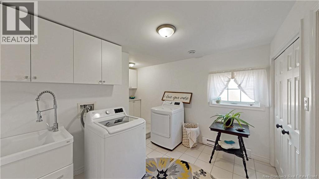 6 Baycrest Drive - 33