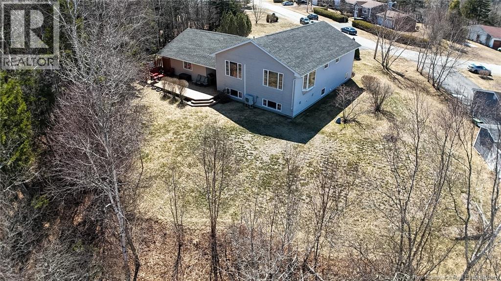 6 Baycrest Drive - 36