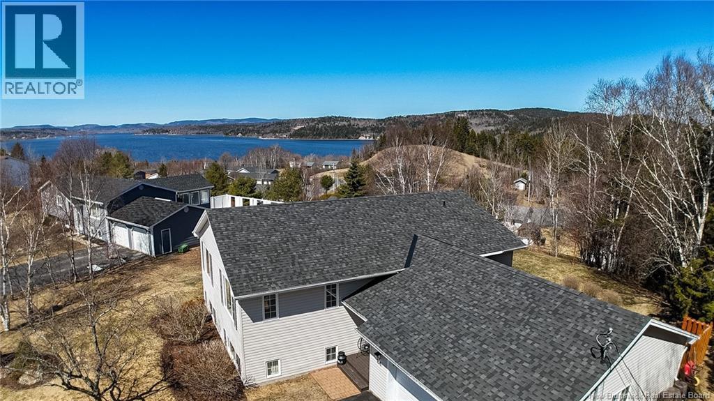 6 Baycrest Drive - 35