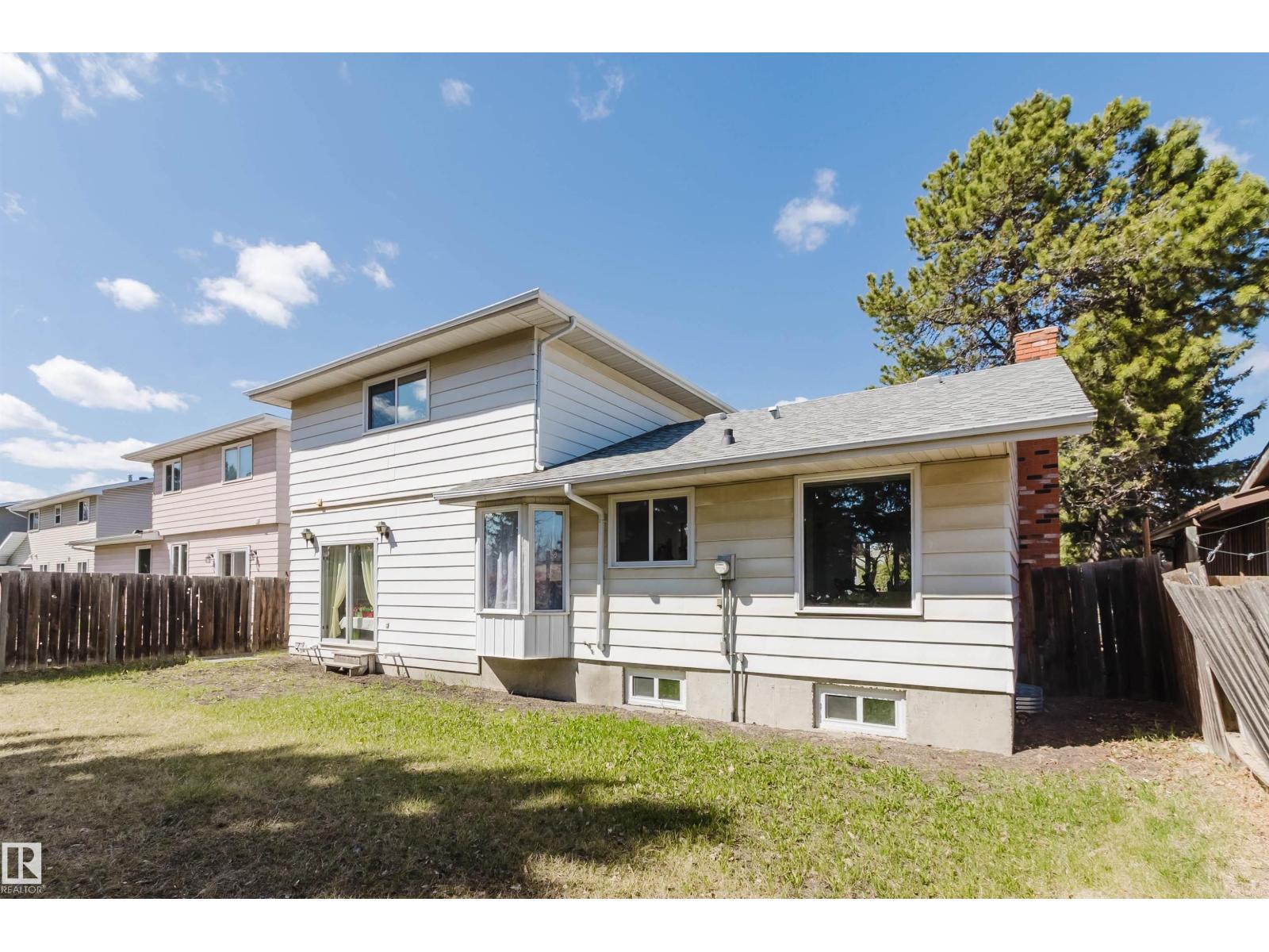 10423 35 AV NW, Edmonton
