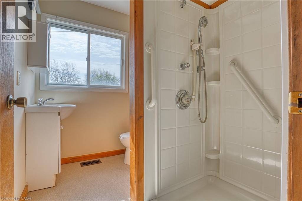 575 SALISBURY Avenue S, Listowel, Ontario, N4W1Y8 — Photo 10