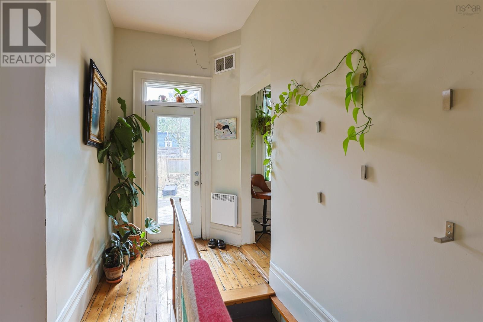 2048 Creighton Street - 17