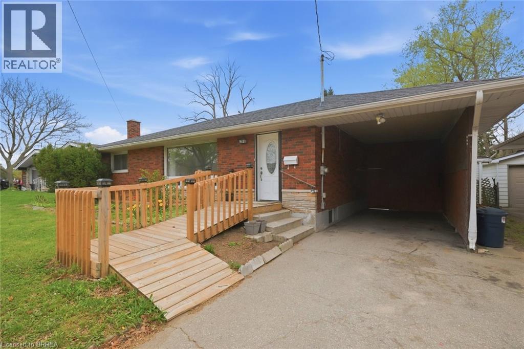 29 PUSEY Boulevard, Brantford, Ontario, N3R2S1 — Photo 10
