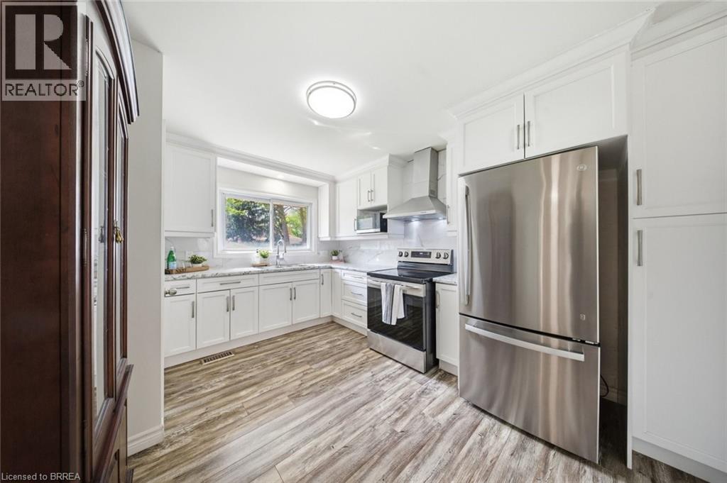 29 PUSEY Boulevard, Brantford, Ontario, N3R2S1 — Photo 18