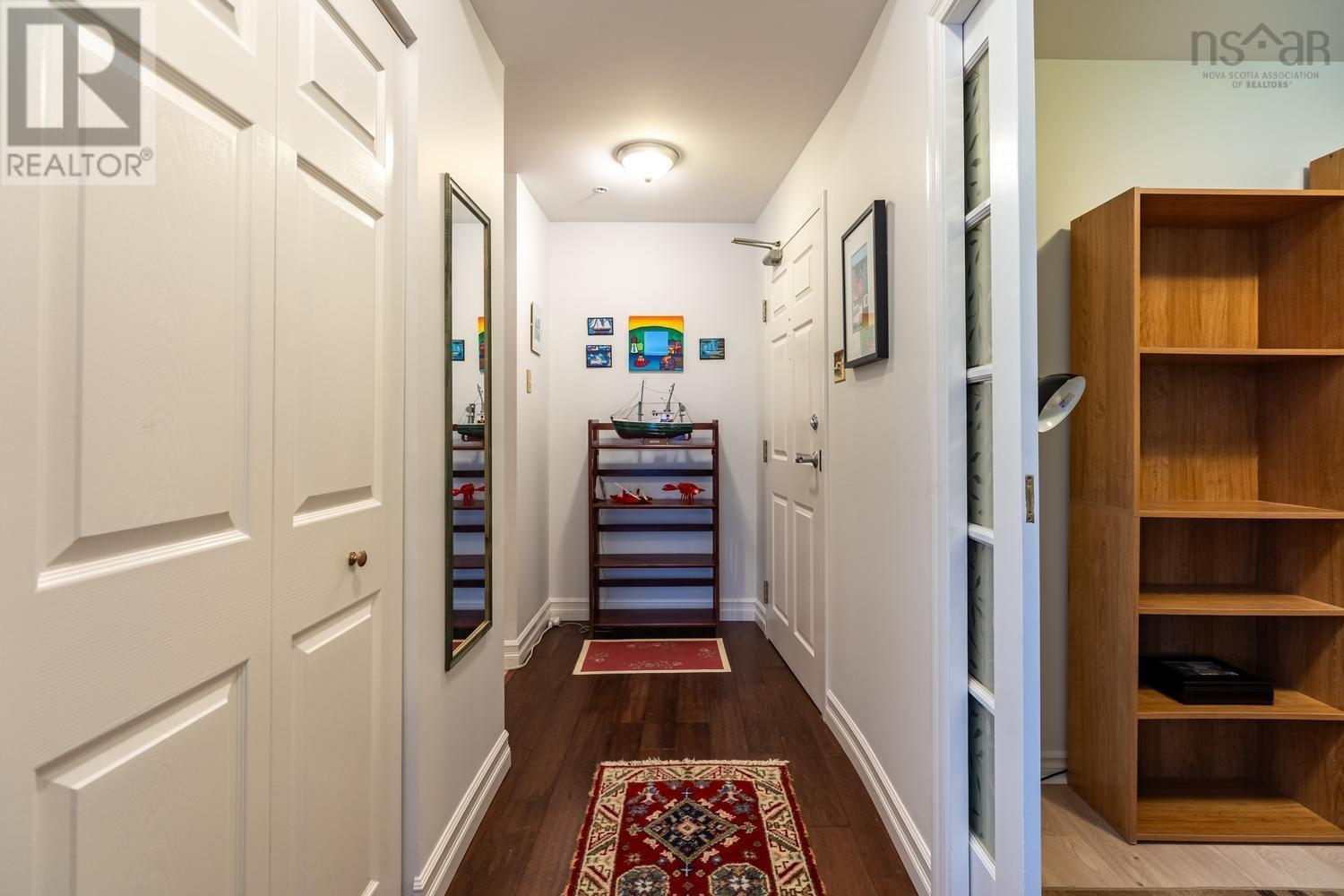 Property 30 of 37 of 303 108 Ochterloney Street