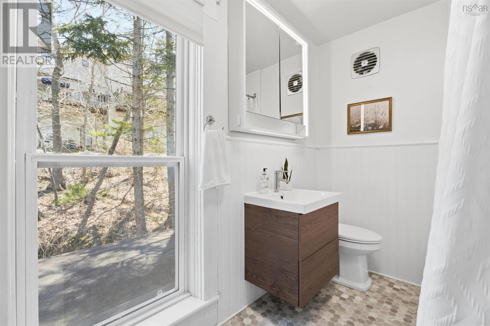 Property 31 of 49 of 132 Braemar Drive