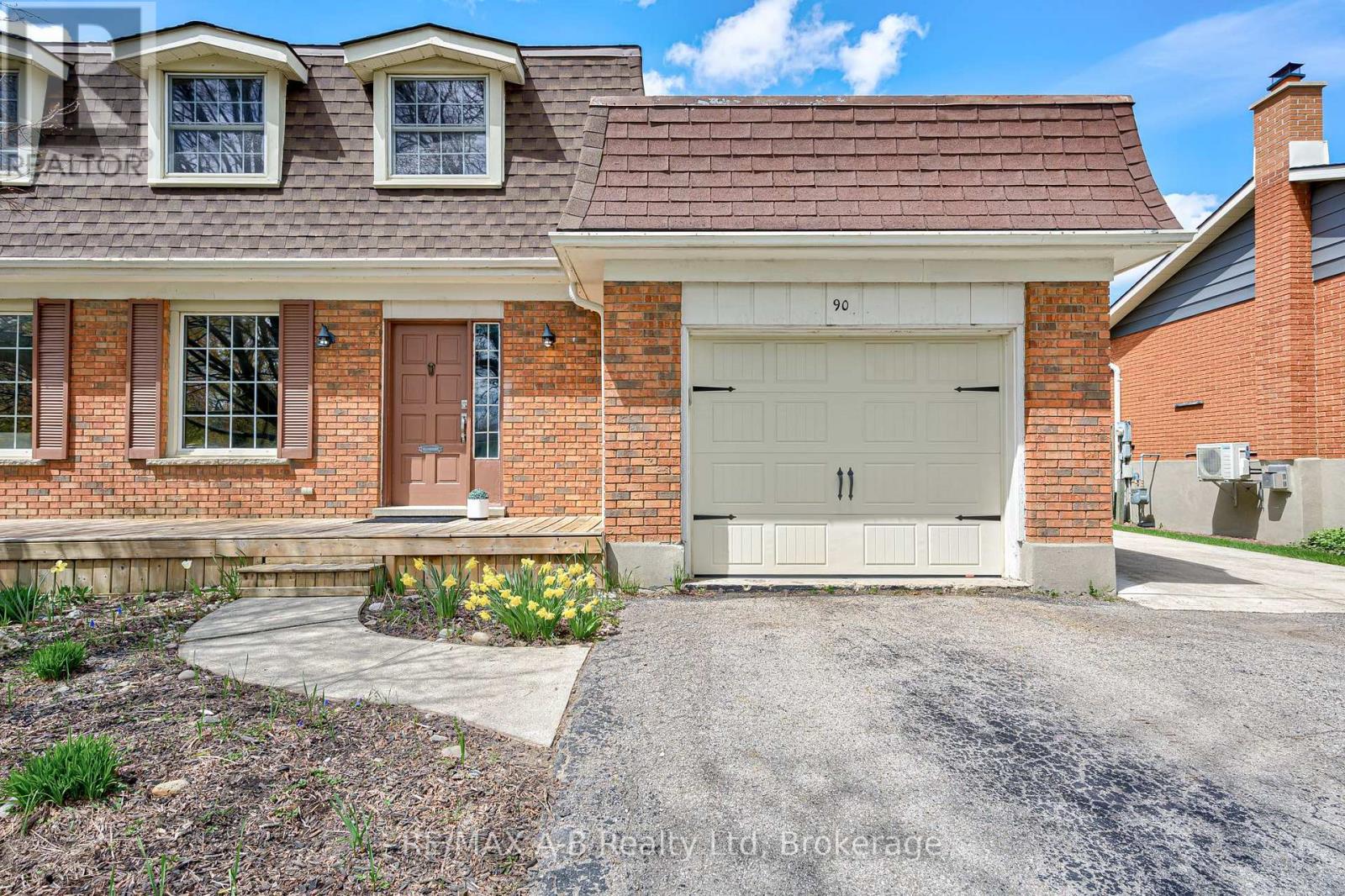 90 WINDEMERE CRESCENT - Image 3