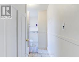 16 Pryor Avenue, Toronto, ON M6N1M4 Photo 15