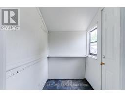 16 Pryor Avenue, Toronto, ON M6N1M4 Photo 19