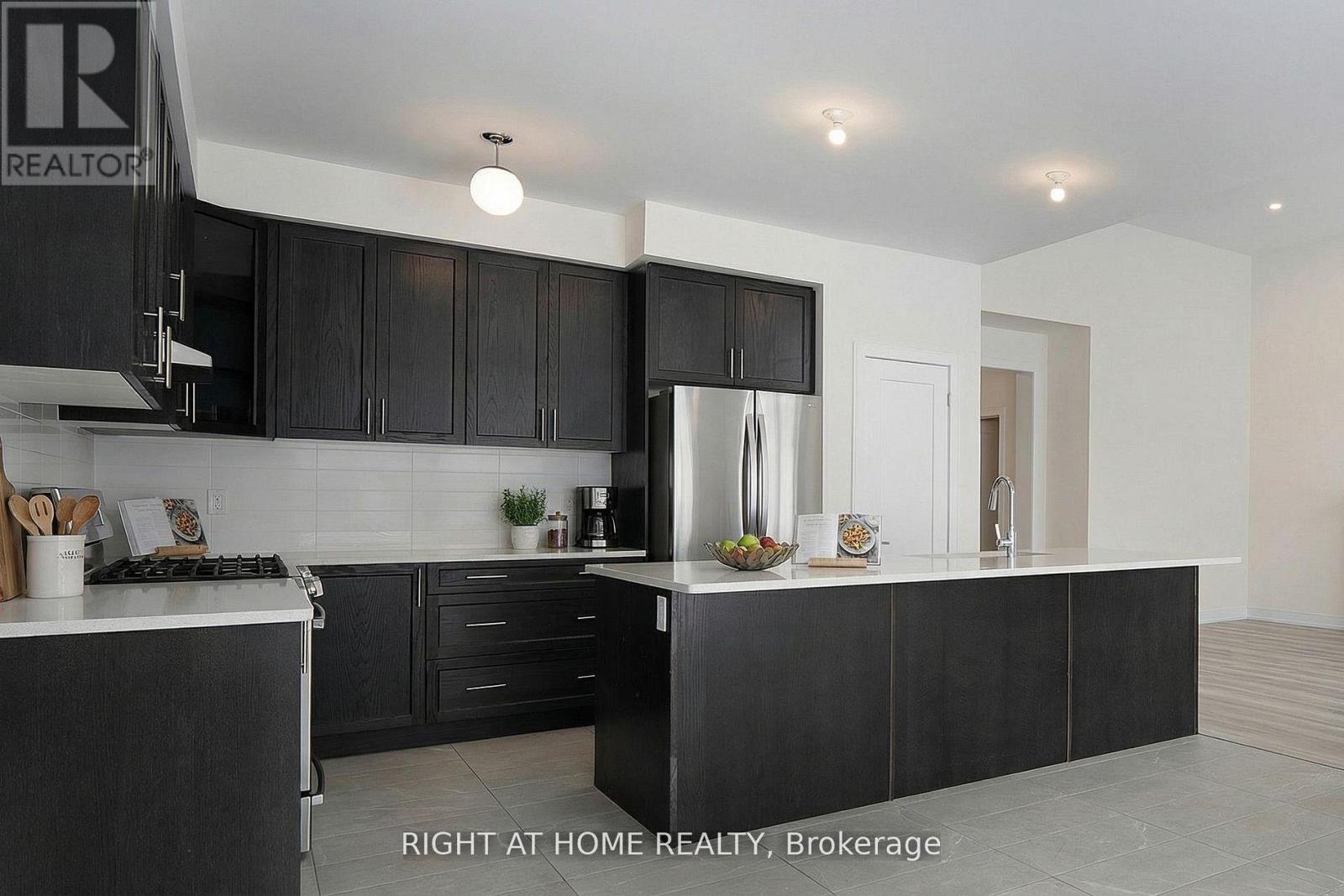 3 LARISSA PARK DRIVE - 6