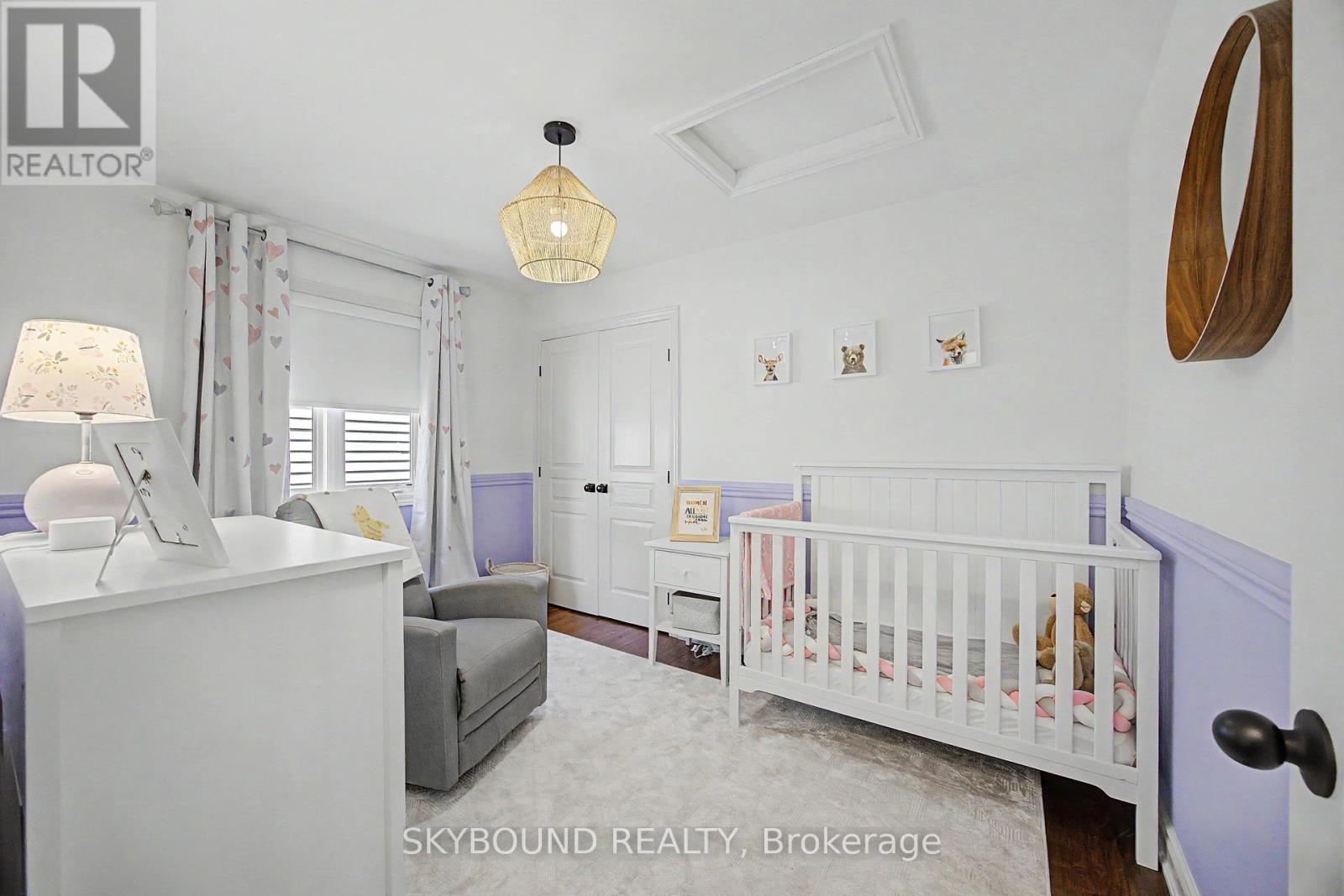 53 DIANA AVENUE - 32
